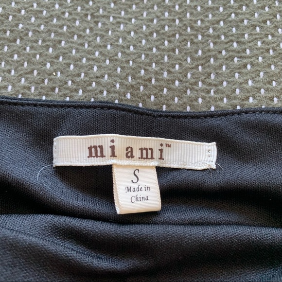 Floral Embroidered Skirt - Picture 4 of 6